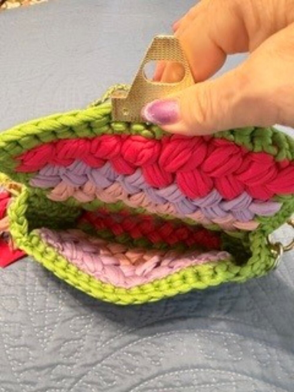 Women's Handwoven Tote Bags Chunky Yarn Crochet Crossbody Shoulder Bag - Picture 3 of 4